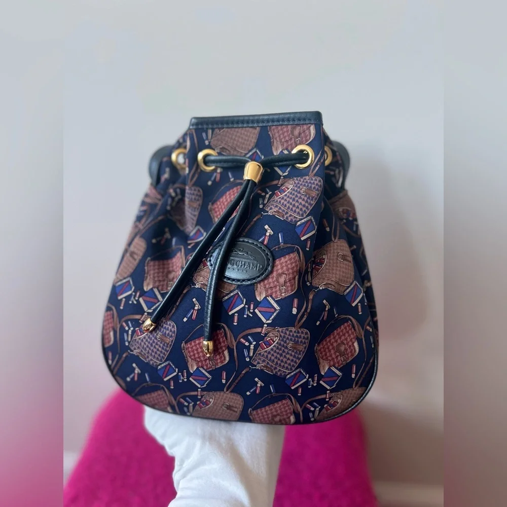 Longchamp crossbody bucket bag, Like New